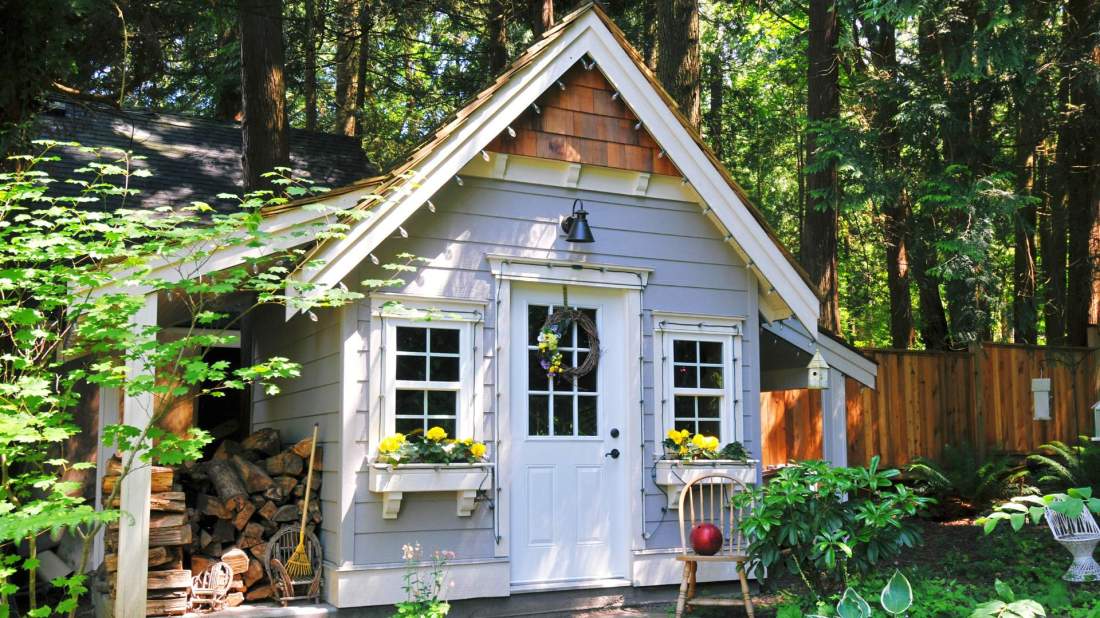 Building a Shed vs Buying One