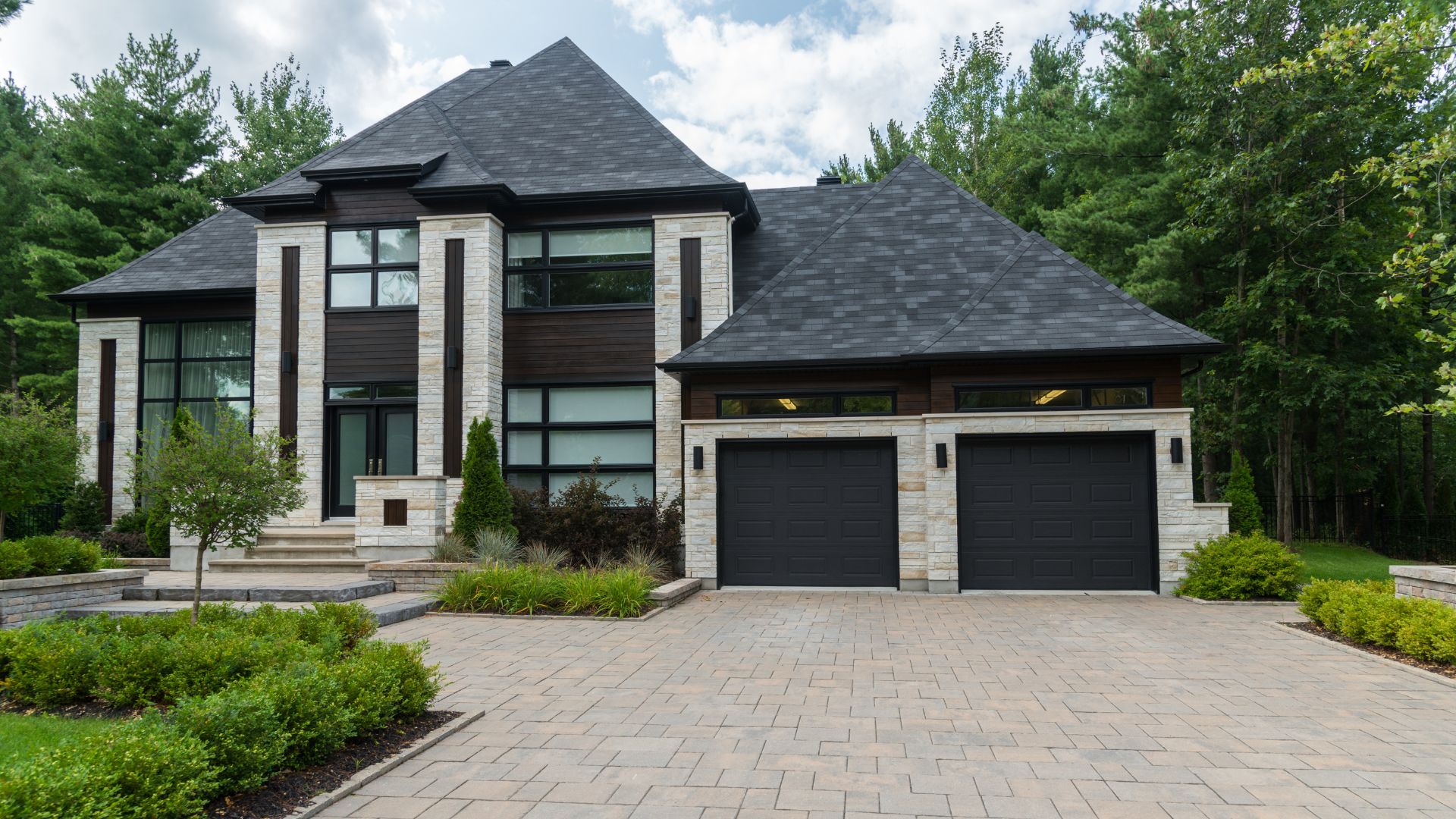 Features That Luxury Home Buyers Are Looking For