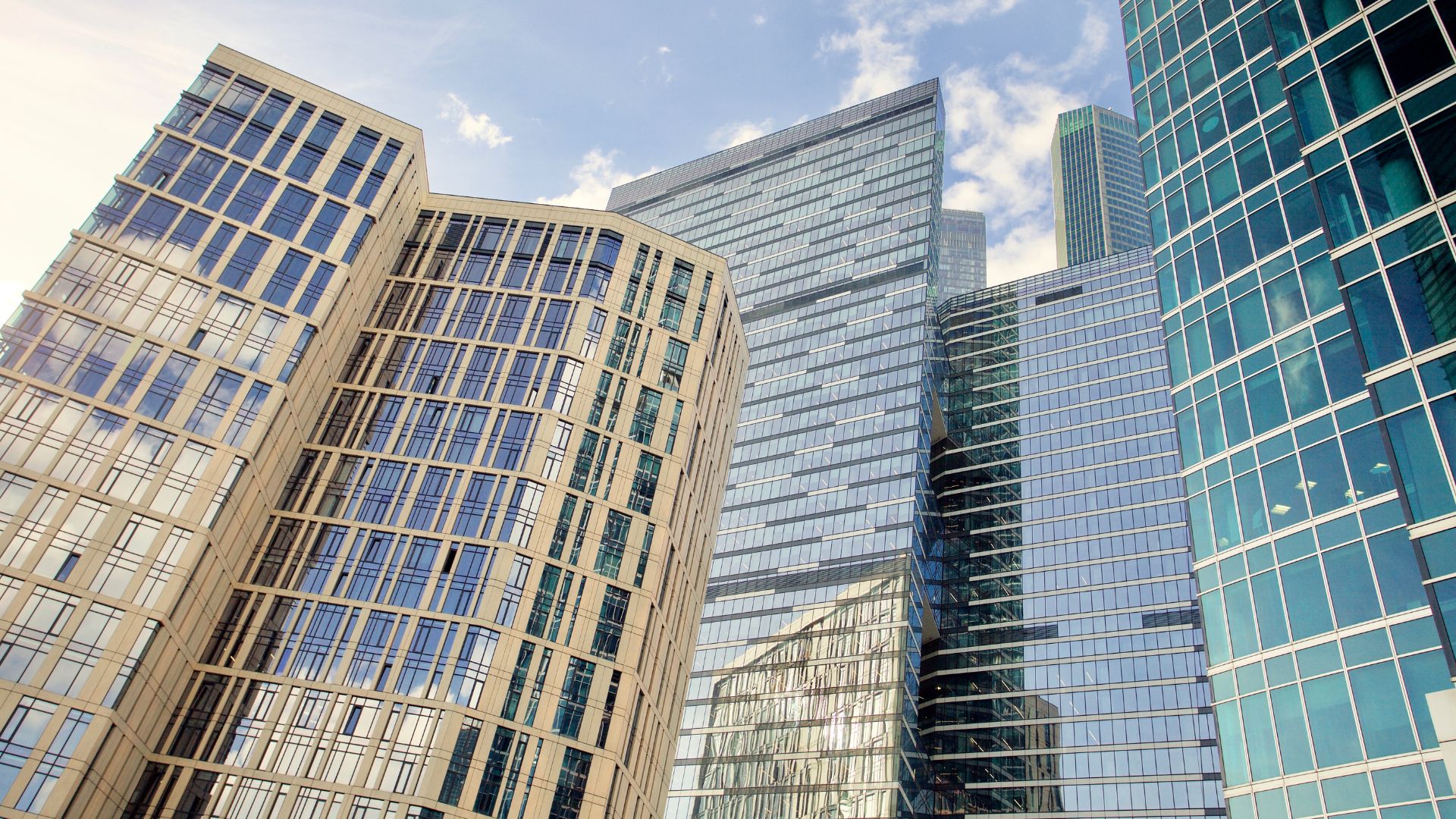 Top Commercial Real Estate Investment Strategies