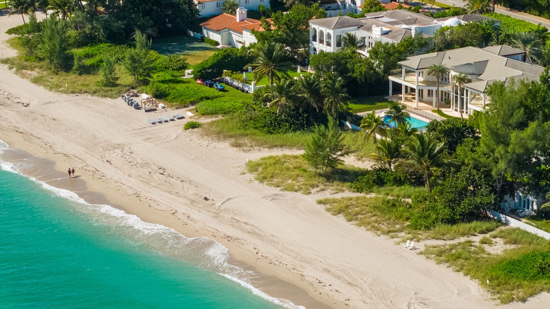Oceanfront Living Pros and Cons No One Talks About