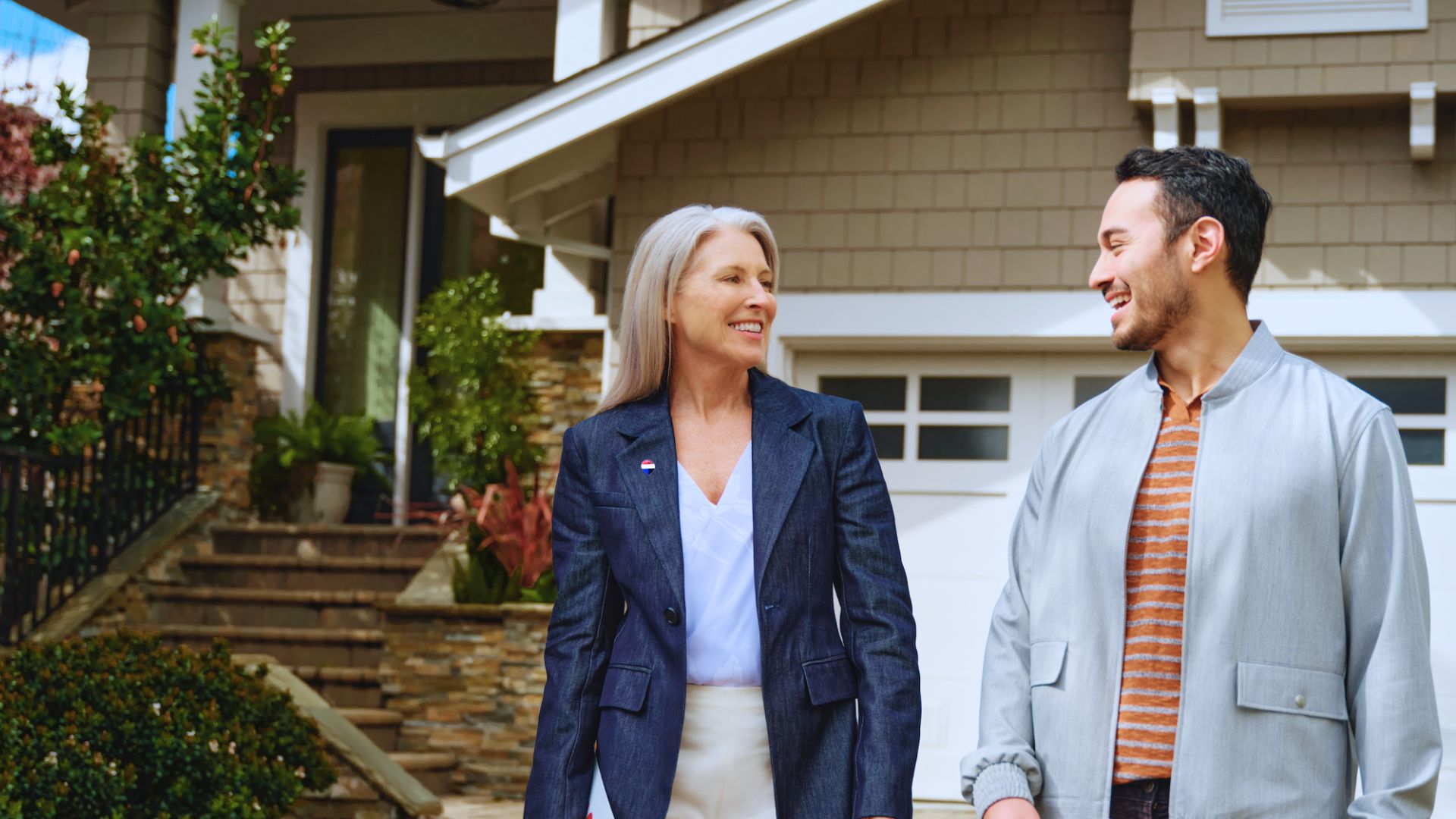 What You Need to Know About Closing Costs When Buying a House