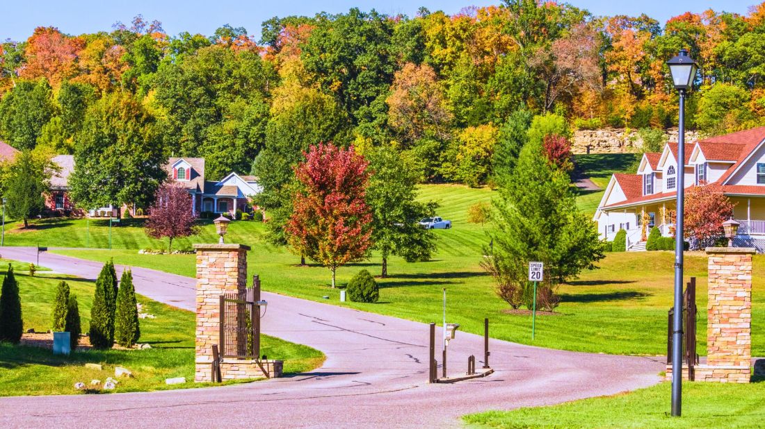 U.S. Housing Market Recap: August 2025 Home Prices & Sales Trends