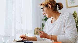 Difference between Second Mortgage and Refinancing