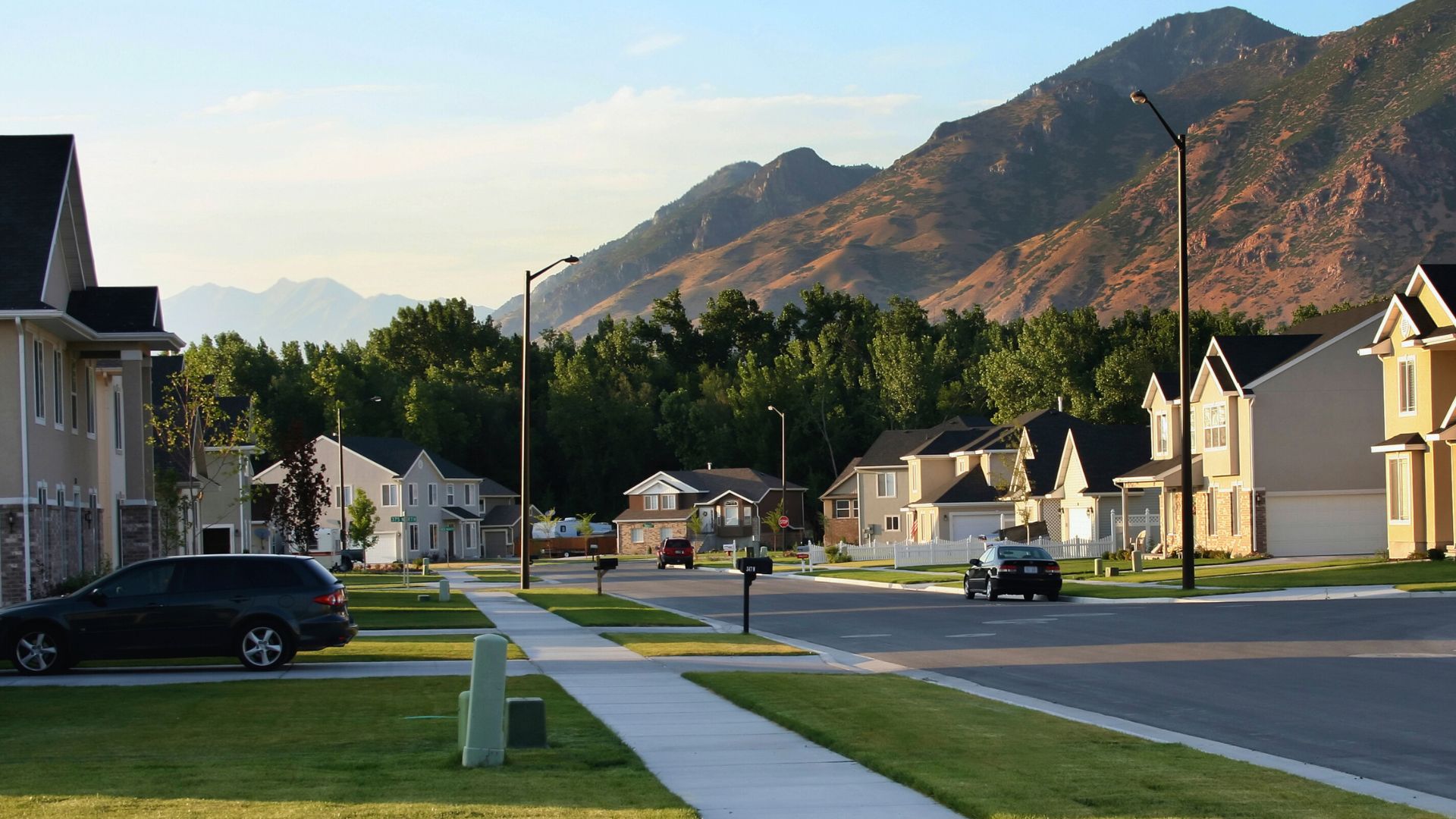How to Choose the Right Neighborhood for Family Living
